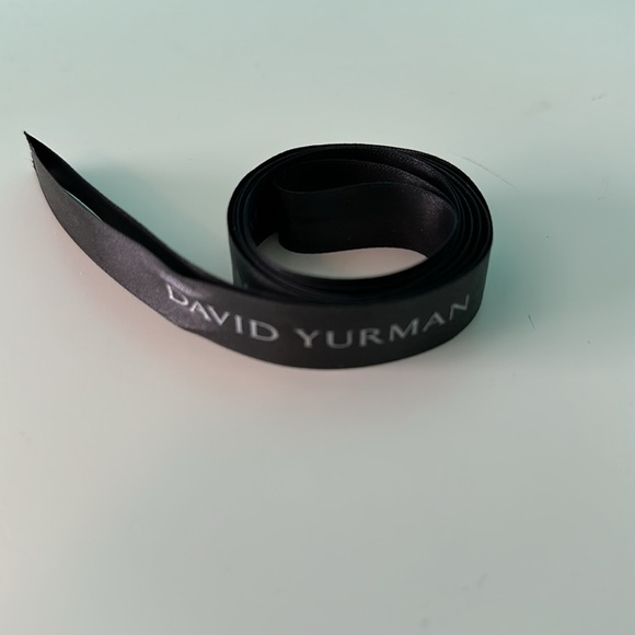 David Yurman earring box - Picture 3 of 3